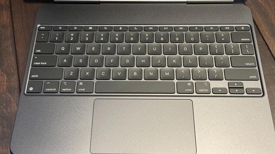 Comparison Of New Apple iPad Pro Magic Keyboard Proves It's The
