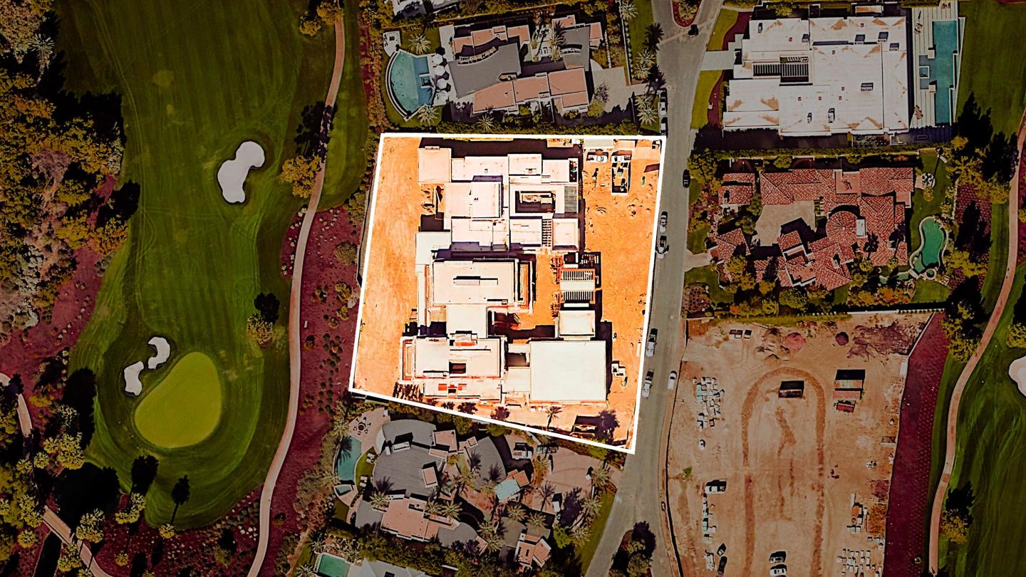 desktop-Forbes-Madison-LUCIAN-GRANGE-©Ultradistancia-Federico-Winer