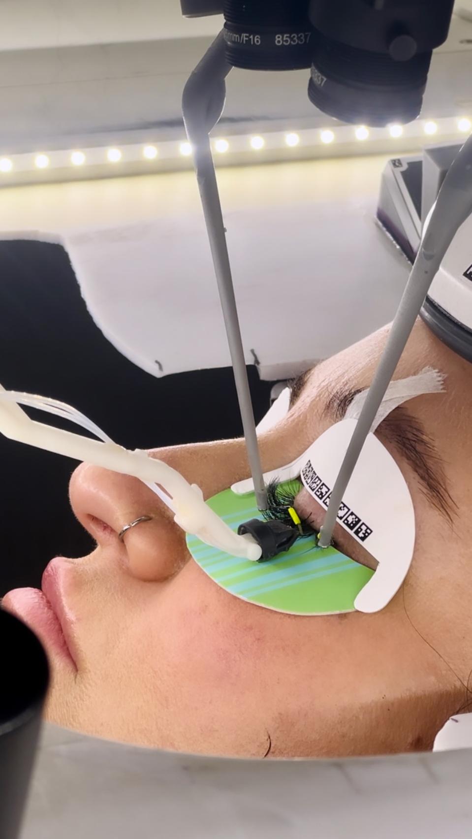 Lash Extensions From An AI Robot: Is This The Future Of Beauty?