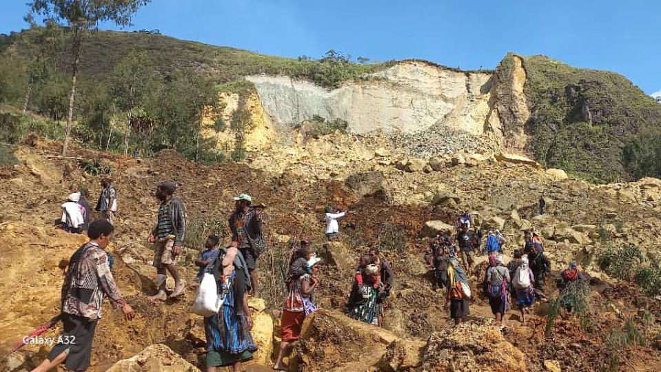 Search and rescue operations continue after massive landslide in Papua New Guinea