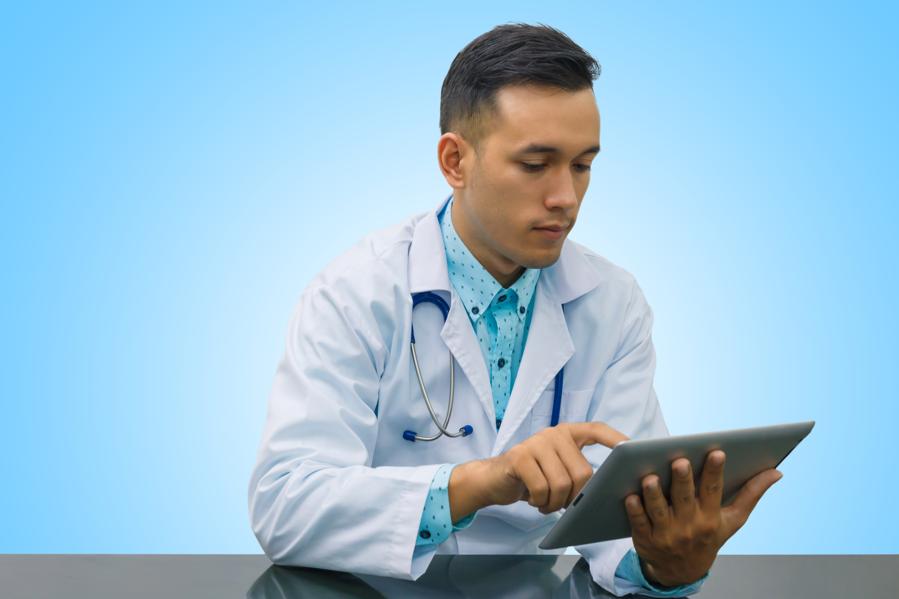 How Medical Centers And Pharmas Respond To Technological Innovation: The Four Rs