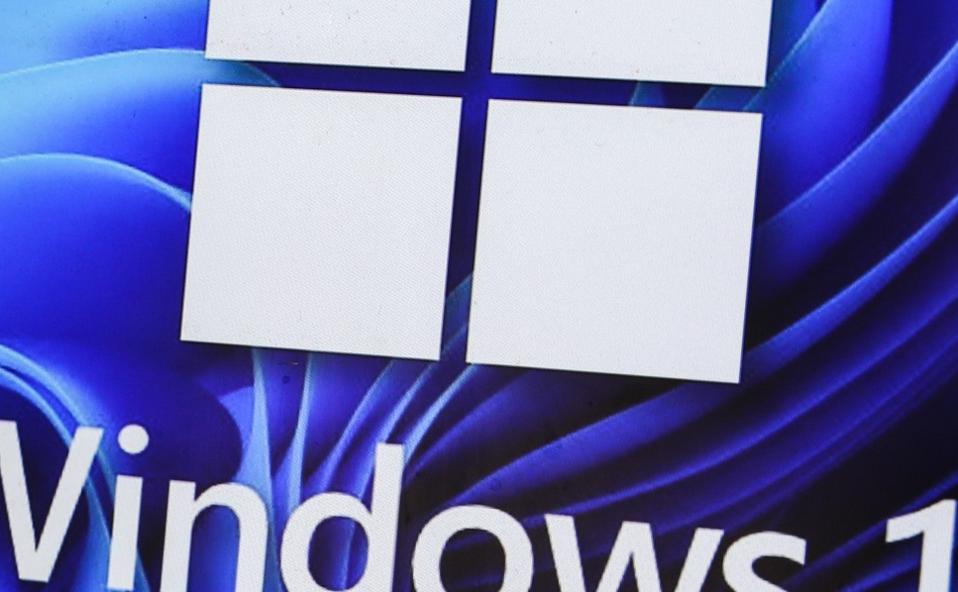 Windows 11 on screen