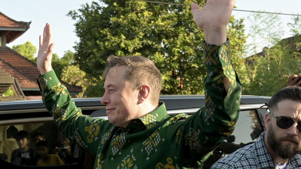 INDONESIA-INTERNET-TELECOMMUNICATION-MASK-MUSK-STARLINK