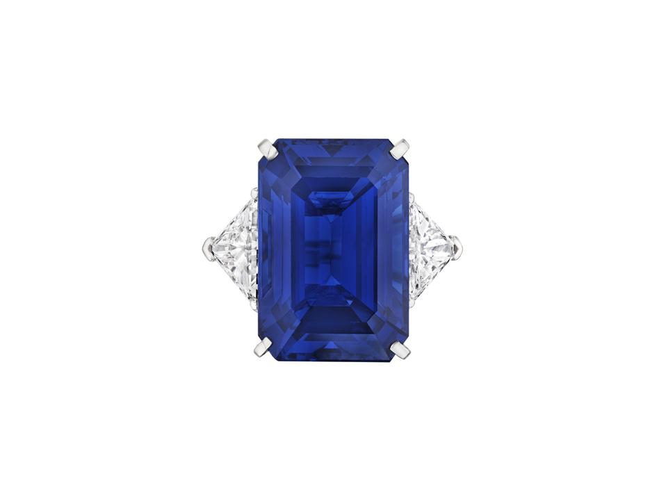 A natural rectangular-shaped 18.31-carat Burma sapphire fetched $967,500