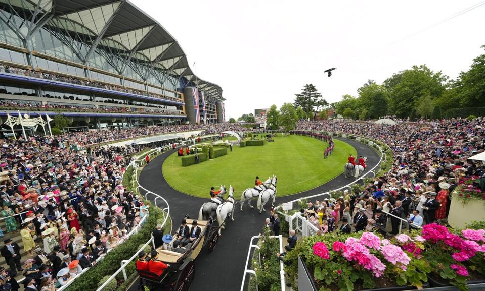 ラウル・デュフィ　LE CHAMP DE COURSES A ASCOT 3420.jpg?width=1200&height=