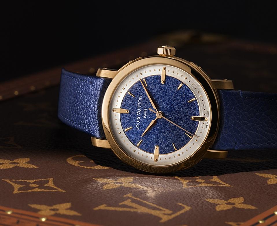 Louis Vuitton Escale with rose gold case and blue textured dial.