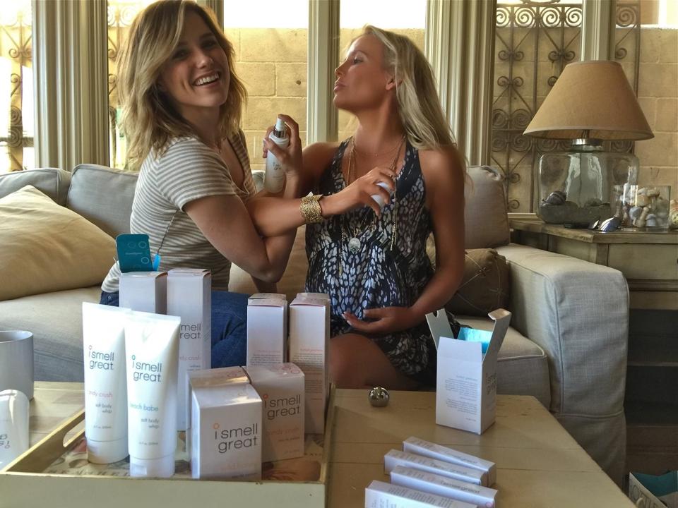 Założyciele i gwiazdy przywracają branżę na nowo – produkty testowe Sophii Bush i Randy’ego Shindera – SBLA