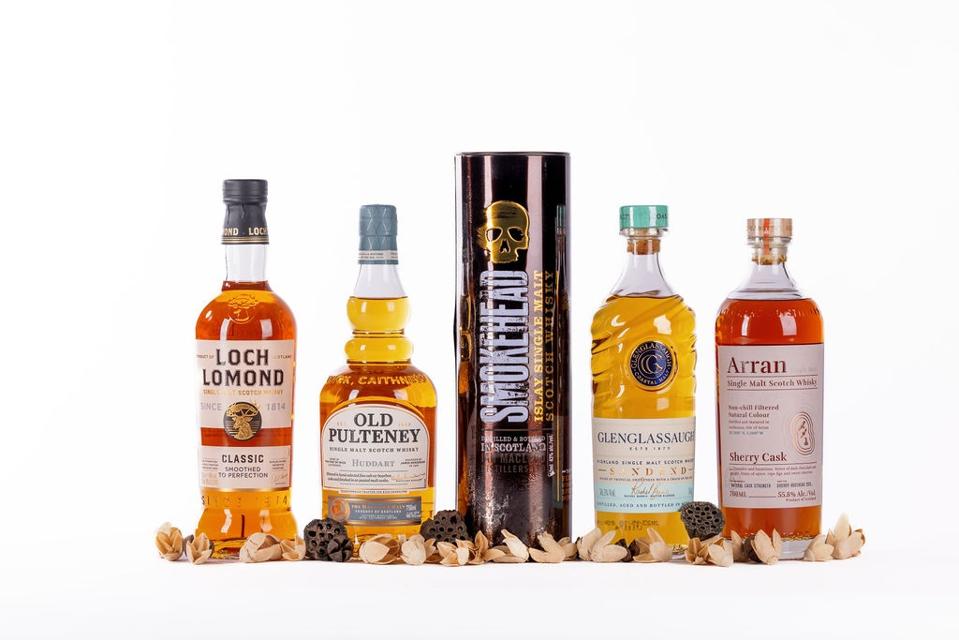 The finalists for the Best in Class Single Malt Scotch No Age Statement at the 2024 San Francisco World Spirits Competition.