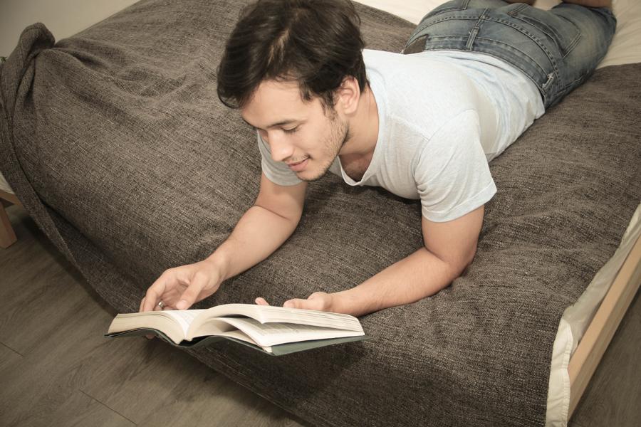 10 Business Books Every Freelancer Should Read In 2017