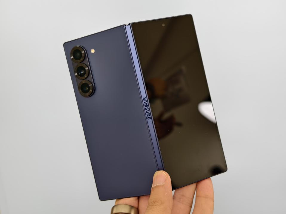 ジャンク SAMSUNG GALAXY Z FOLD Yahoo!オークション - 「galaxy fold ジャンク」の落札相場・落札価格