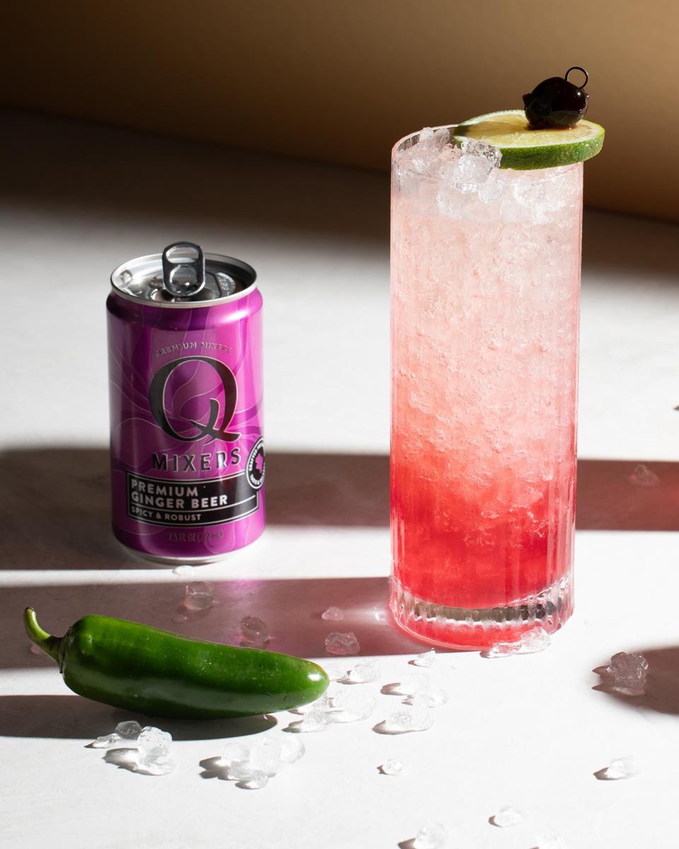 Spicy Pom Fizz cocktail