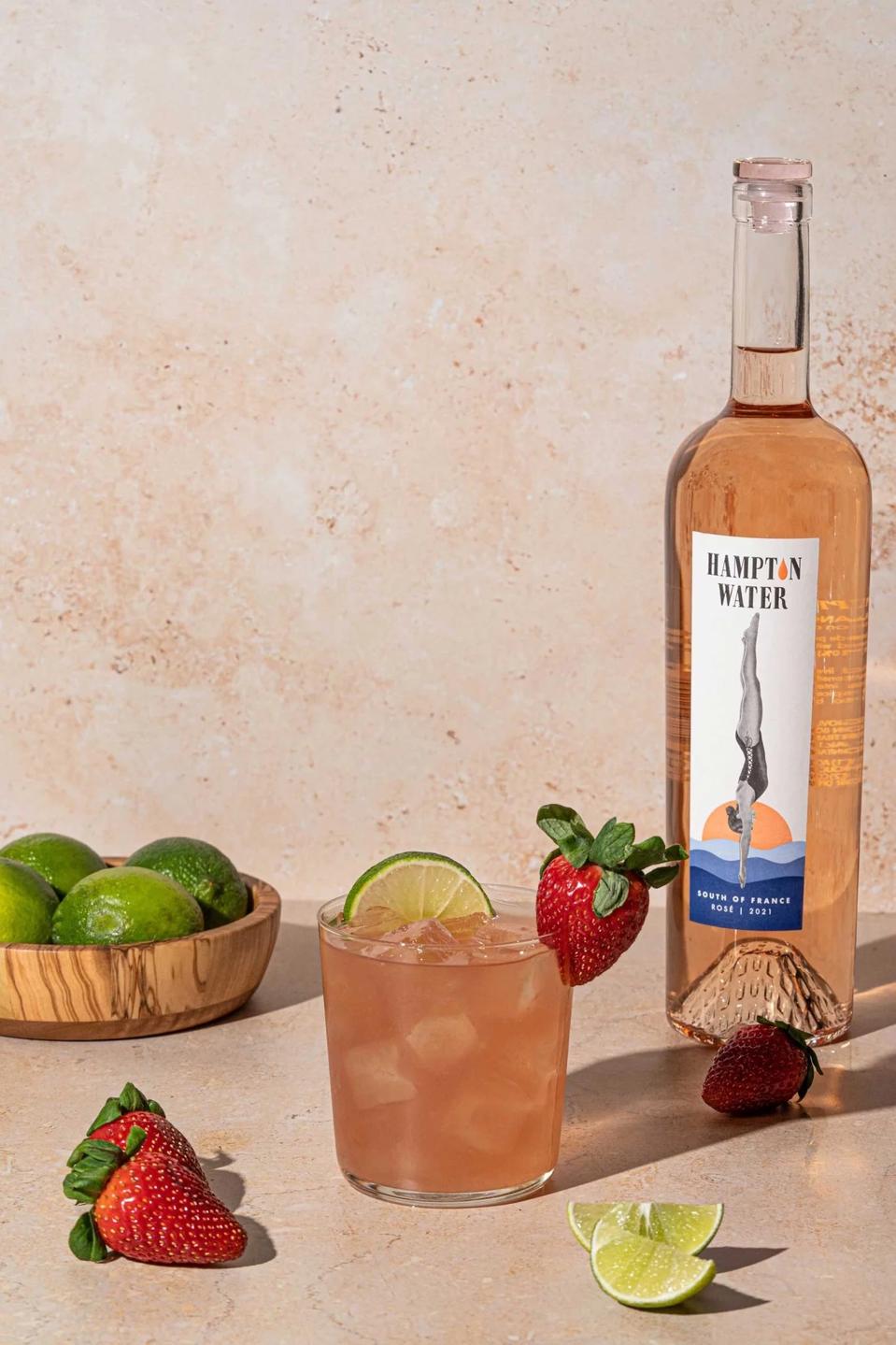 hampton-water-strawberry-margarita-1_2048x2048