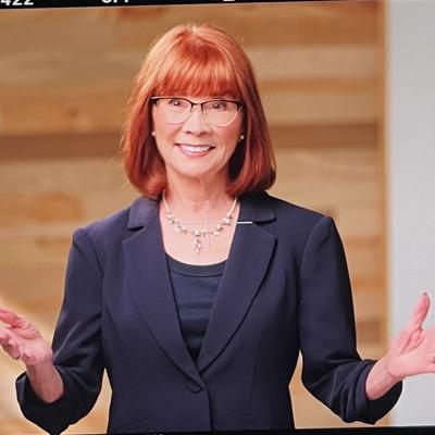 how to display presentation in presenter view Carol Kinsey Goman, Ph.D.