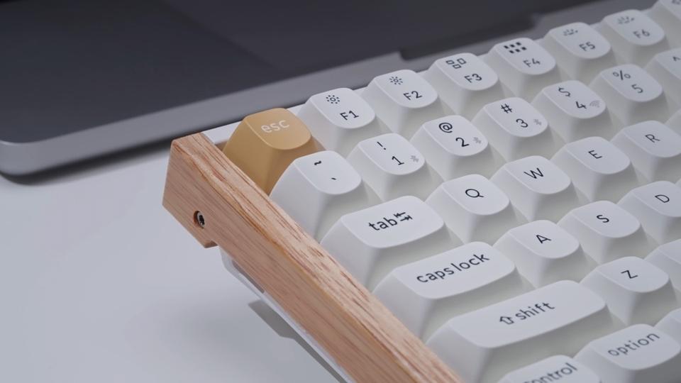 Keychron K2 HE ホワイト Keychron K2 HE review: Like typing on clouds - GadgetMatch