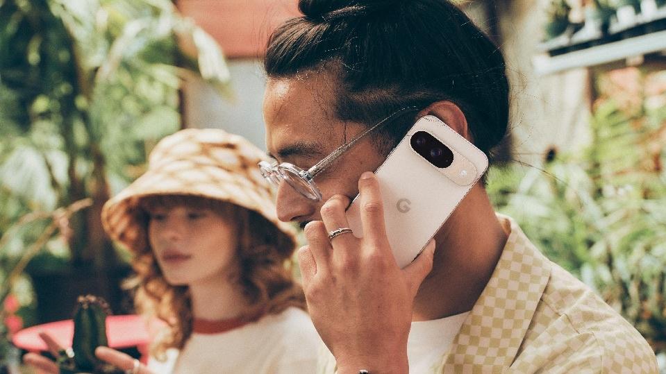 Pixel 9 lifestyle image