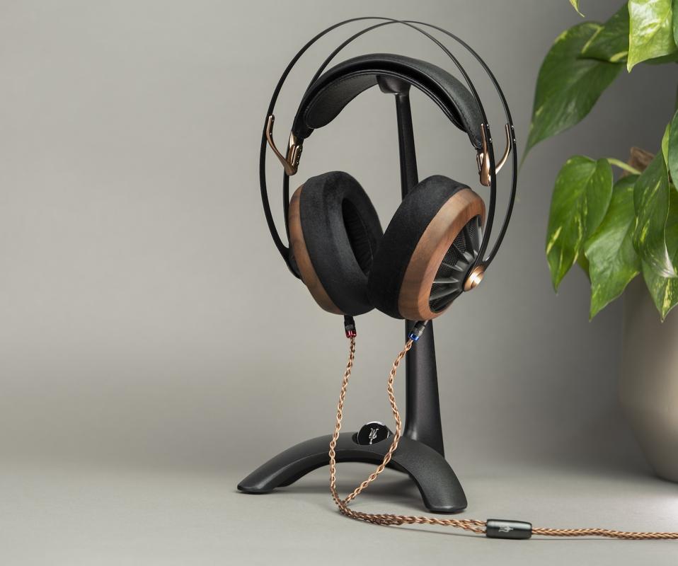 Meze Audio Unveils Boom Mic And Manta Headphone Stand For Gamers
