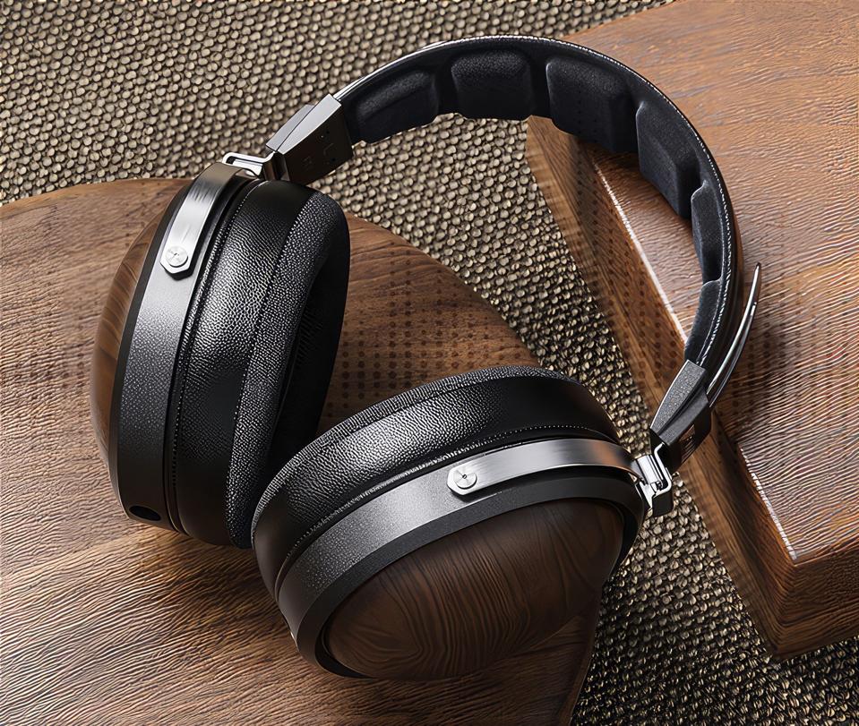 FiiO's New FT1 Headphones With Real American Black Walnut Ear Cups