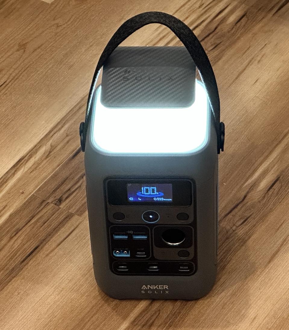 発電機・ポータブル電源 Anker Solix C300 Portable Power Station Amazon.com : Anker SOLIX C300 DC Power Bank Station, Outdoor