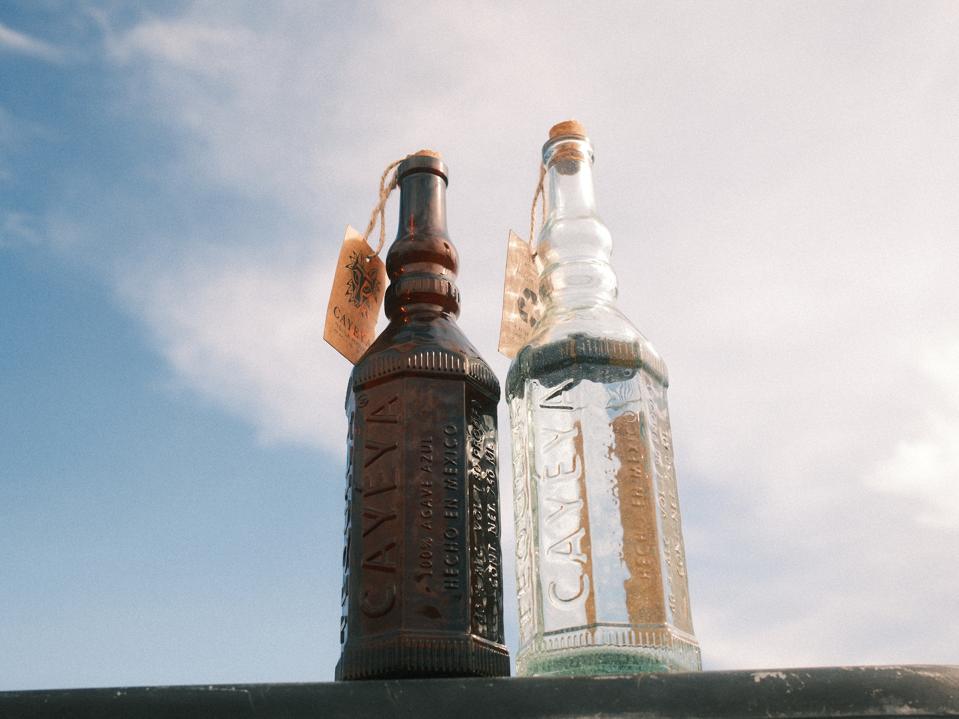 Tequila Cayéya reposado and blanco blends