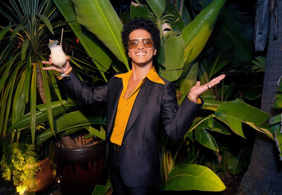 Selvarei Pina Colada Party host of Bruno Mars & Anderson .paak