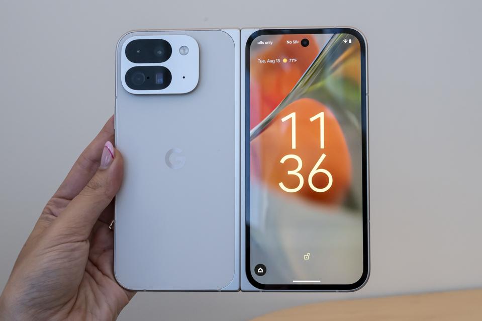 Google's New Pixel 9 Pro Fold Design Idea Is A Serious Gamechanger