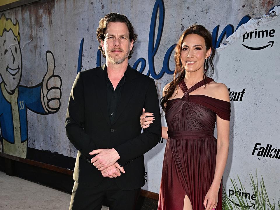 Jonathan Nolan and lisa Joy by Frederic J. Brown/AFP/Getty Images