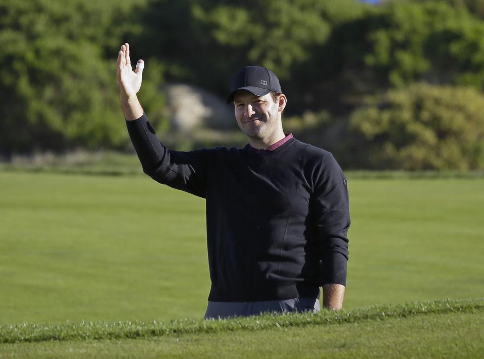 Tony Romo Would Be A Perfect Addition To The Cbs Golf Team