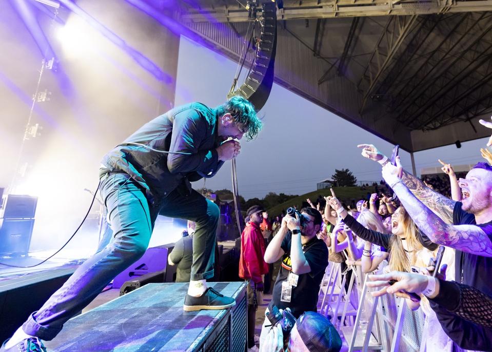 Deftones In Concert - Sterling Heights, MI