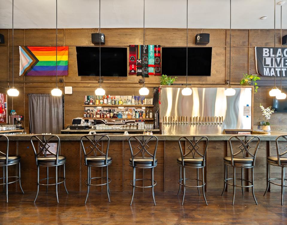 Long Bar Photo by Shannon Dupre