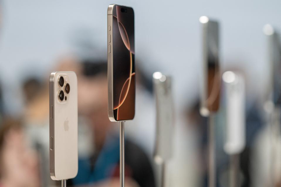 TOPSHOT-US-TECH-APPLE-HARDWARE-COMPUTERS