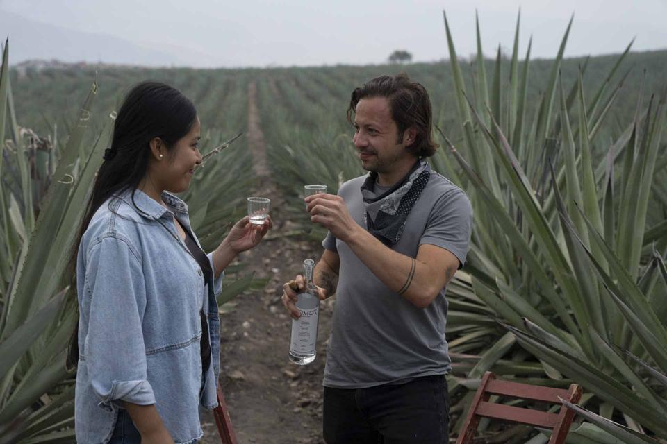 Isabel Santiago and Diego de la Vega