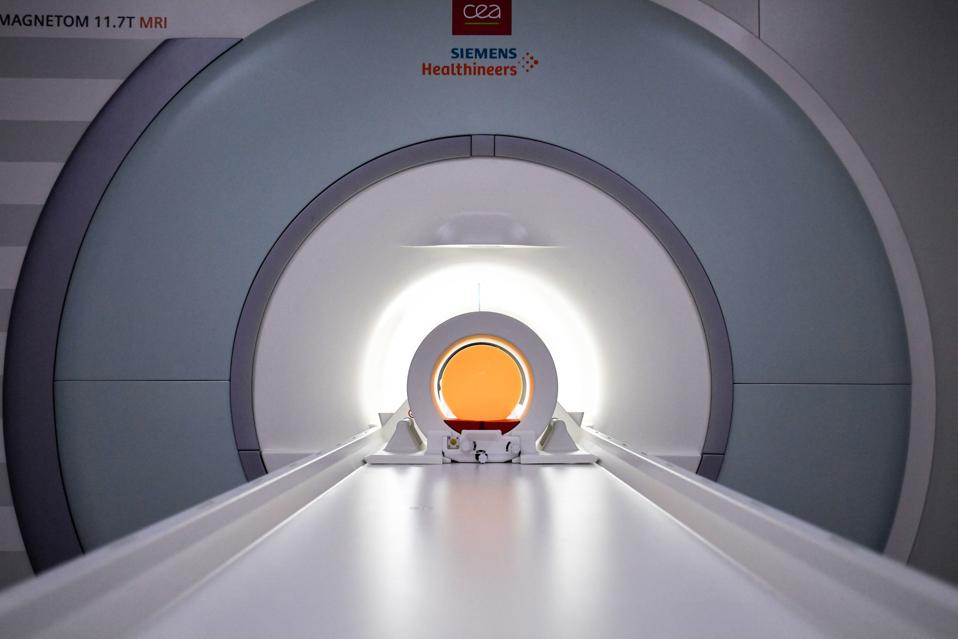 Why You Shouldn’t Bring A Police Rifle Into An MRI Machine