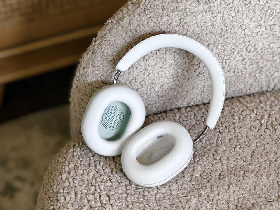Sonos Ace Review: My New Favorite Travel Headphones