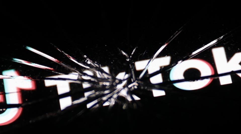 Dampak Pelarangan TikTok AS: Domino Sensor Digital dan Risiko Keamanan