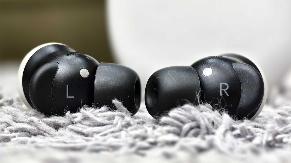 Google Pixel Buds Pro 2 Review: Superhit Sequel