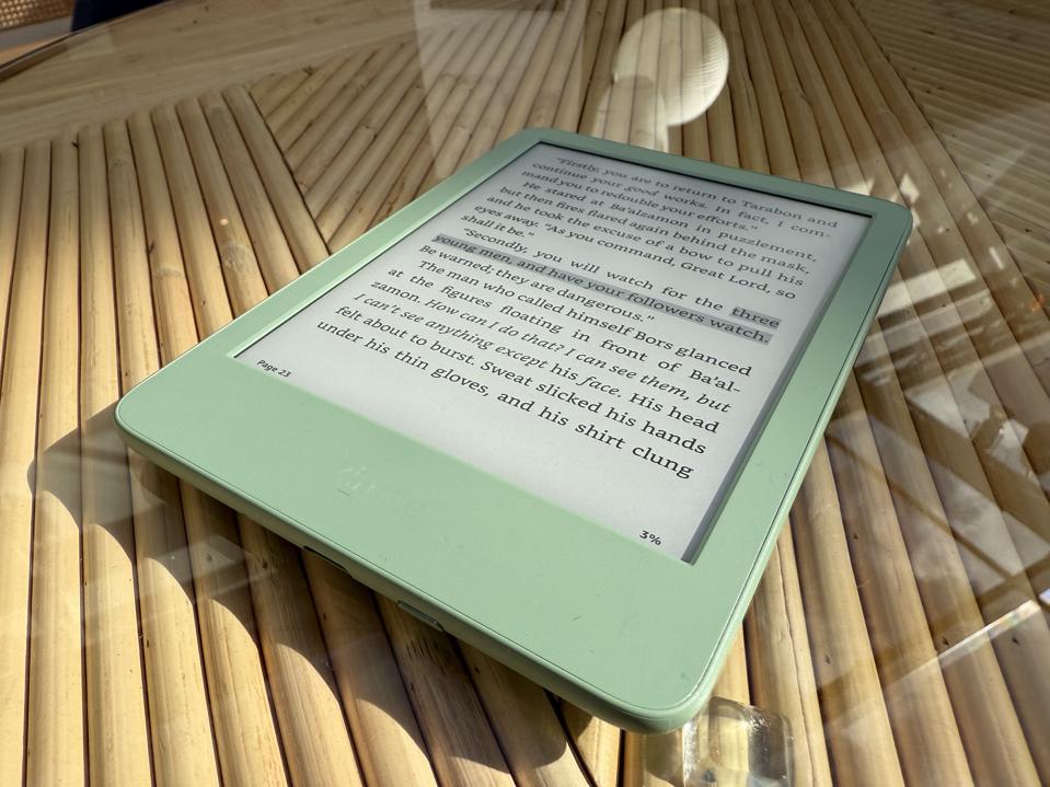 Amazon Announces Unprecedented Kindle Refresh, With 1st Color