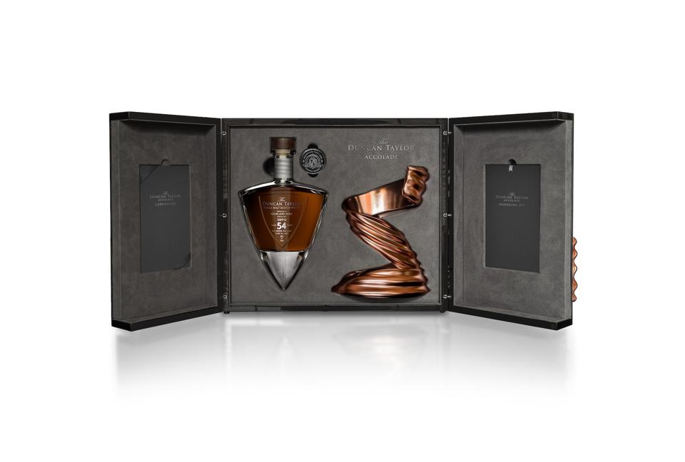 A Taste Of Duncan Taylor's 54 Year Old Highland Park Scotch