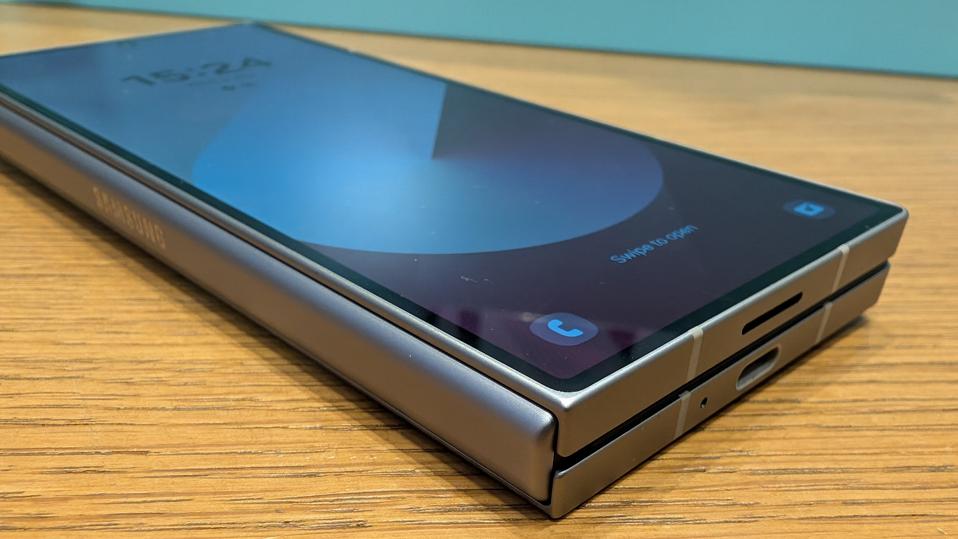 Samsung Galaxy Z Fold 6