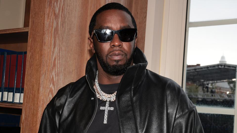 Sean "Diddy" Combs Fulfills $1 Million Pledge To Howard University At Howard Homecoming – Yardfest