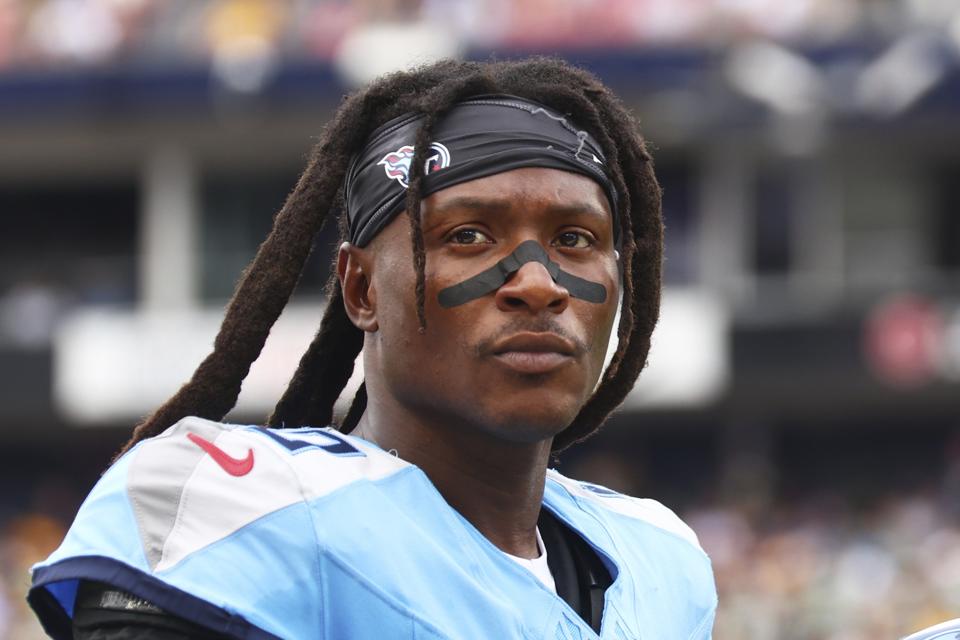 DeAndre Hopkins Joins Chiefs: A Smart Move for Kansas City