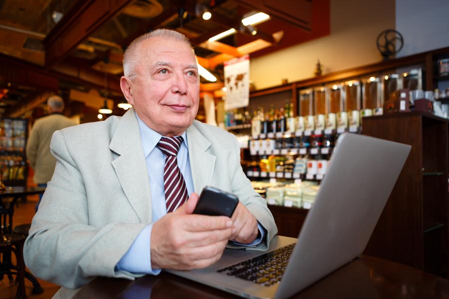How Boomers Can Start A Business Selling Decades Of Knowledge