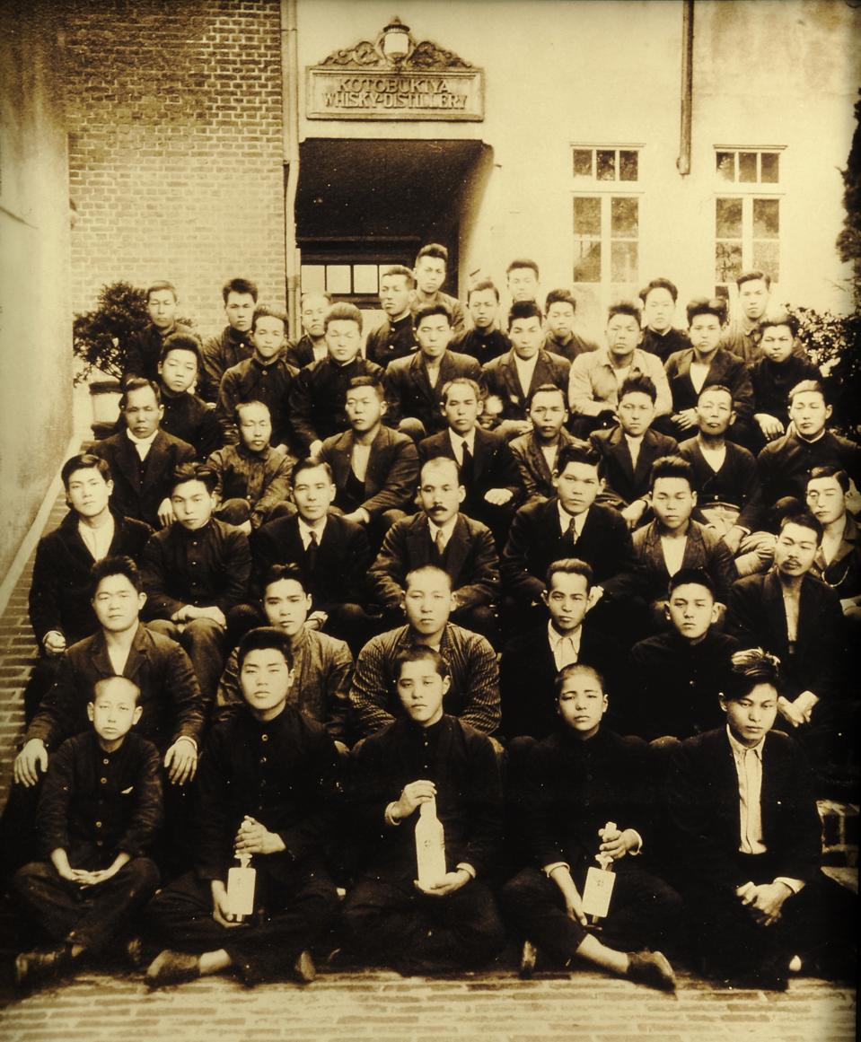 Suntory's Yamazaki Whisky Distillery employees in 1929.