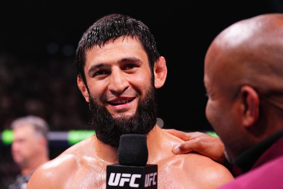 UFC 308: Whittaker v Chimaev