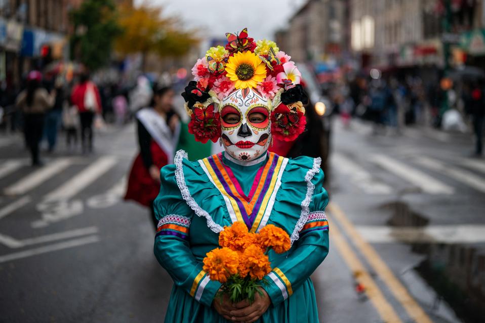 How To Dress Up For The Day Of The Dead Celebrations How To Dress Up For The Day Of The Dead Celebrations