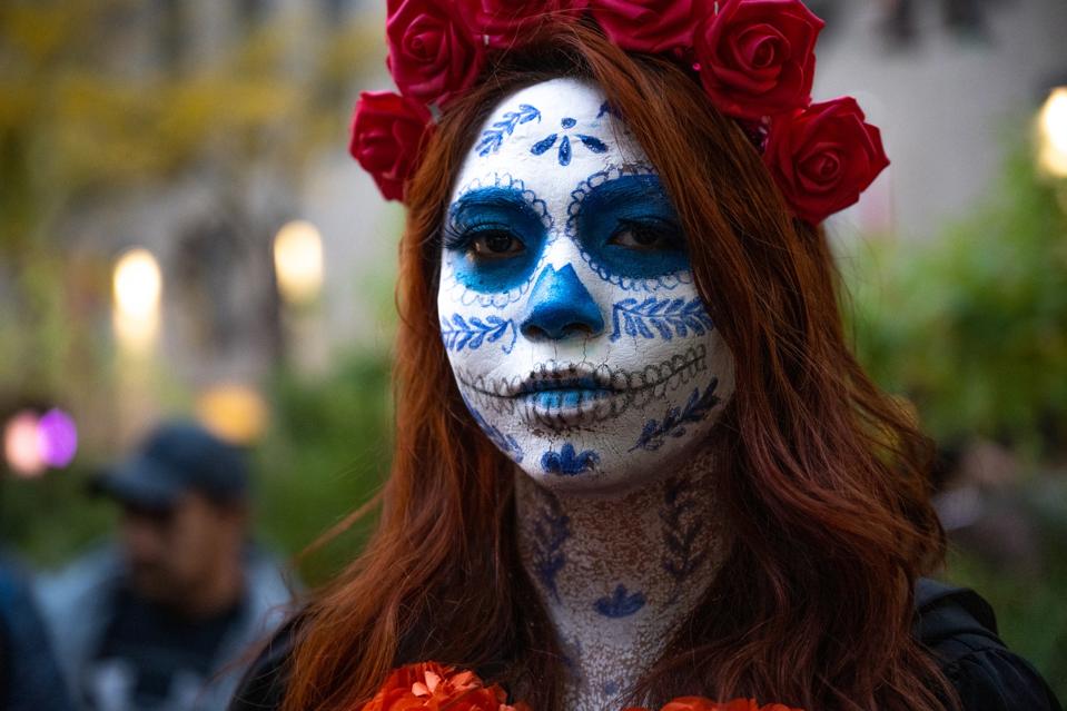 How To Dress Up For The Day Of The Dead Celebrations How To Dress Up For The Day Of The Dead Celebrations