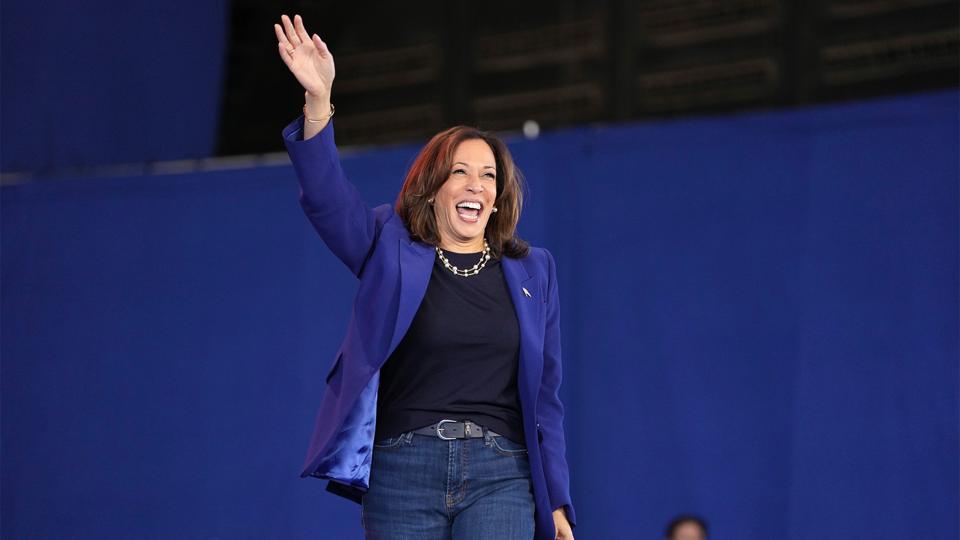 16x9_Kamala Harris by Ross D. Franklin-AP