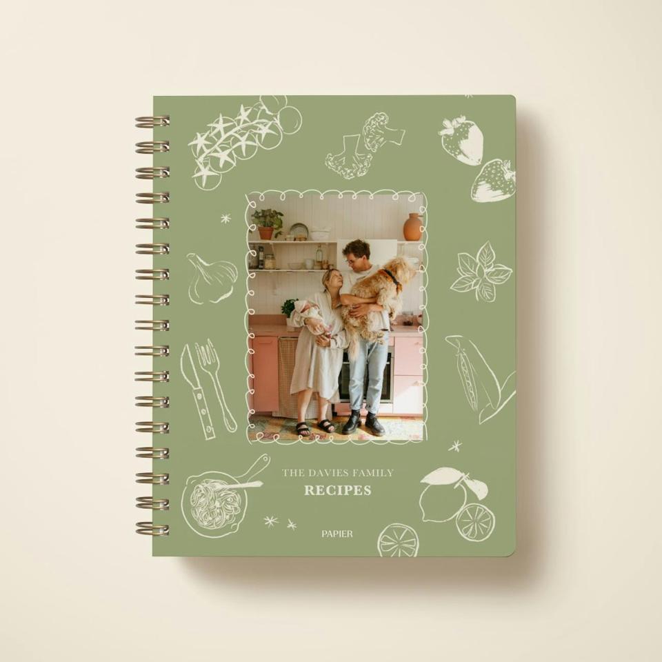 Papier Family Favorites Softcover Spiral Recipe Journal