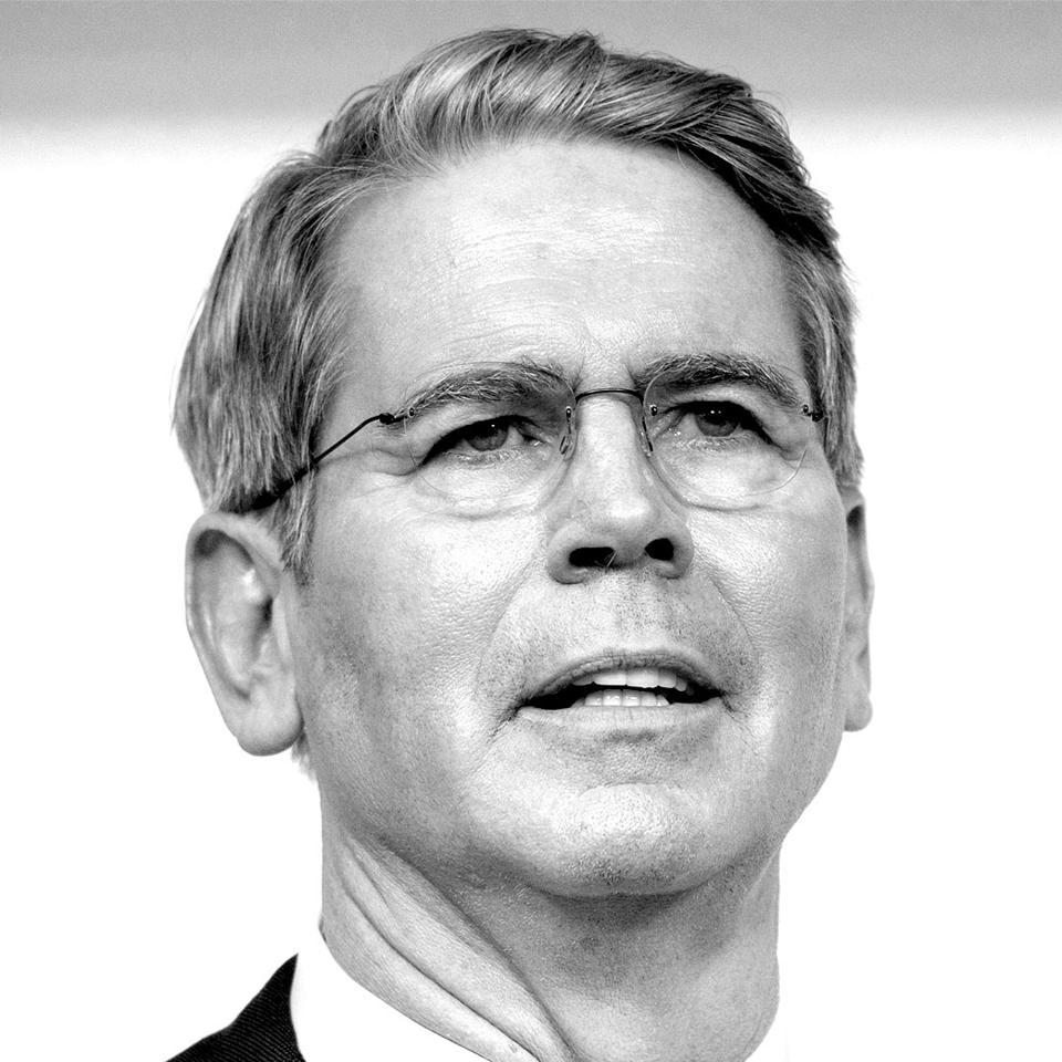 headshots-cut 094 Scott Bessent by Vincent Alban-Bloomberg