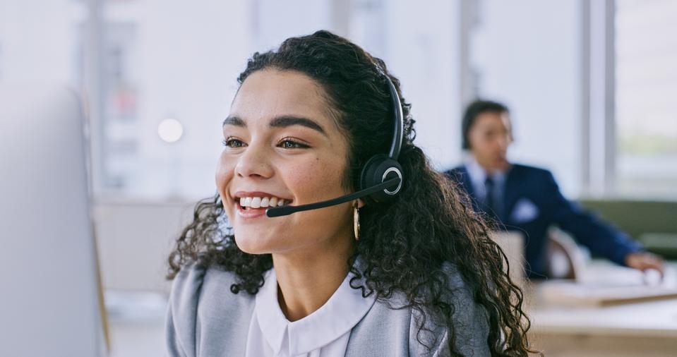 AI Automates Sales, Firms Deploy New Tools
