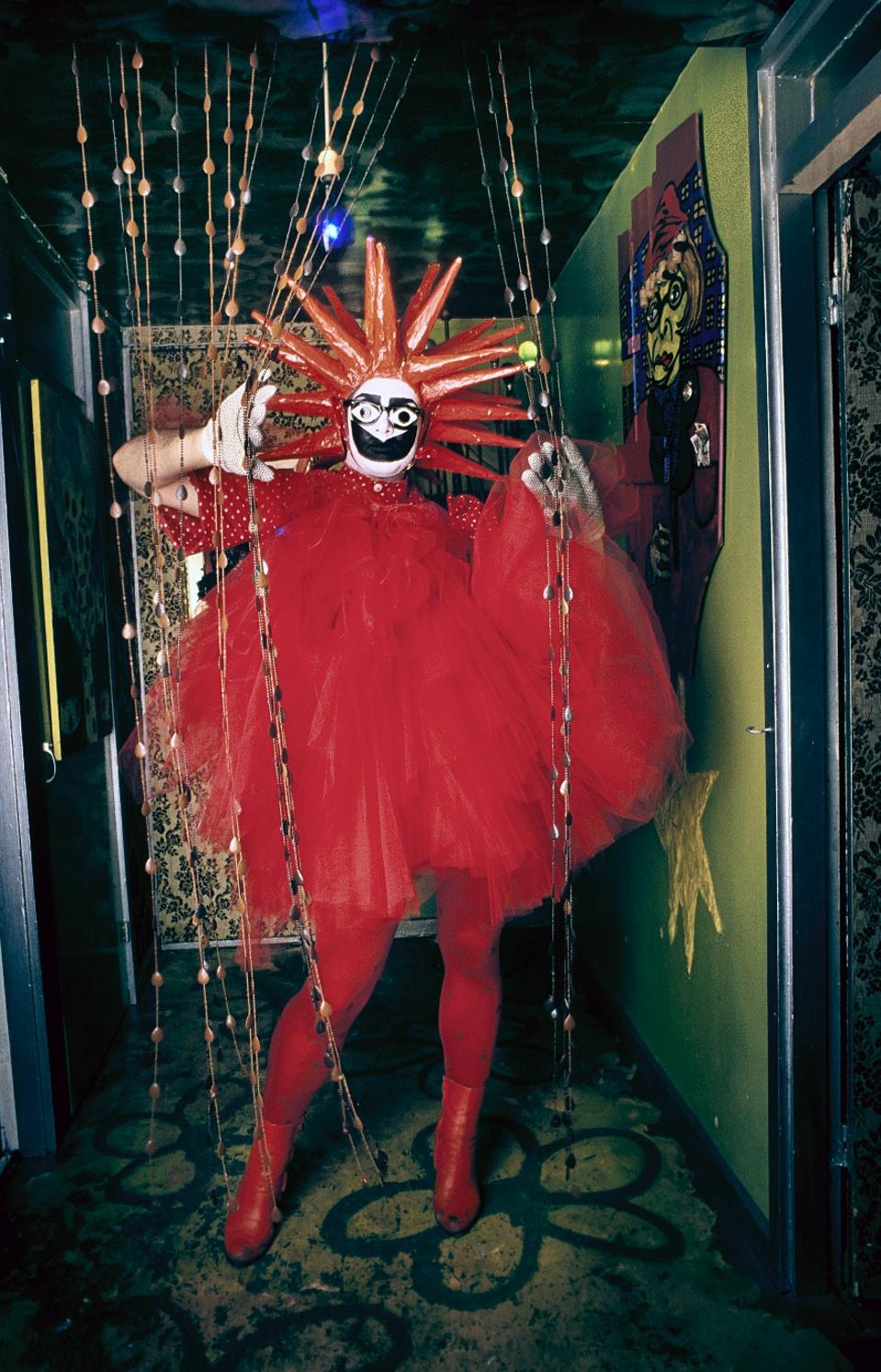 Celebrating Individuality In 1980s London At The Fashion And